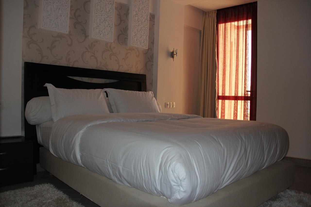 Residence La Place Al-Ajoen Buitenkant foto